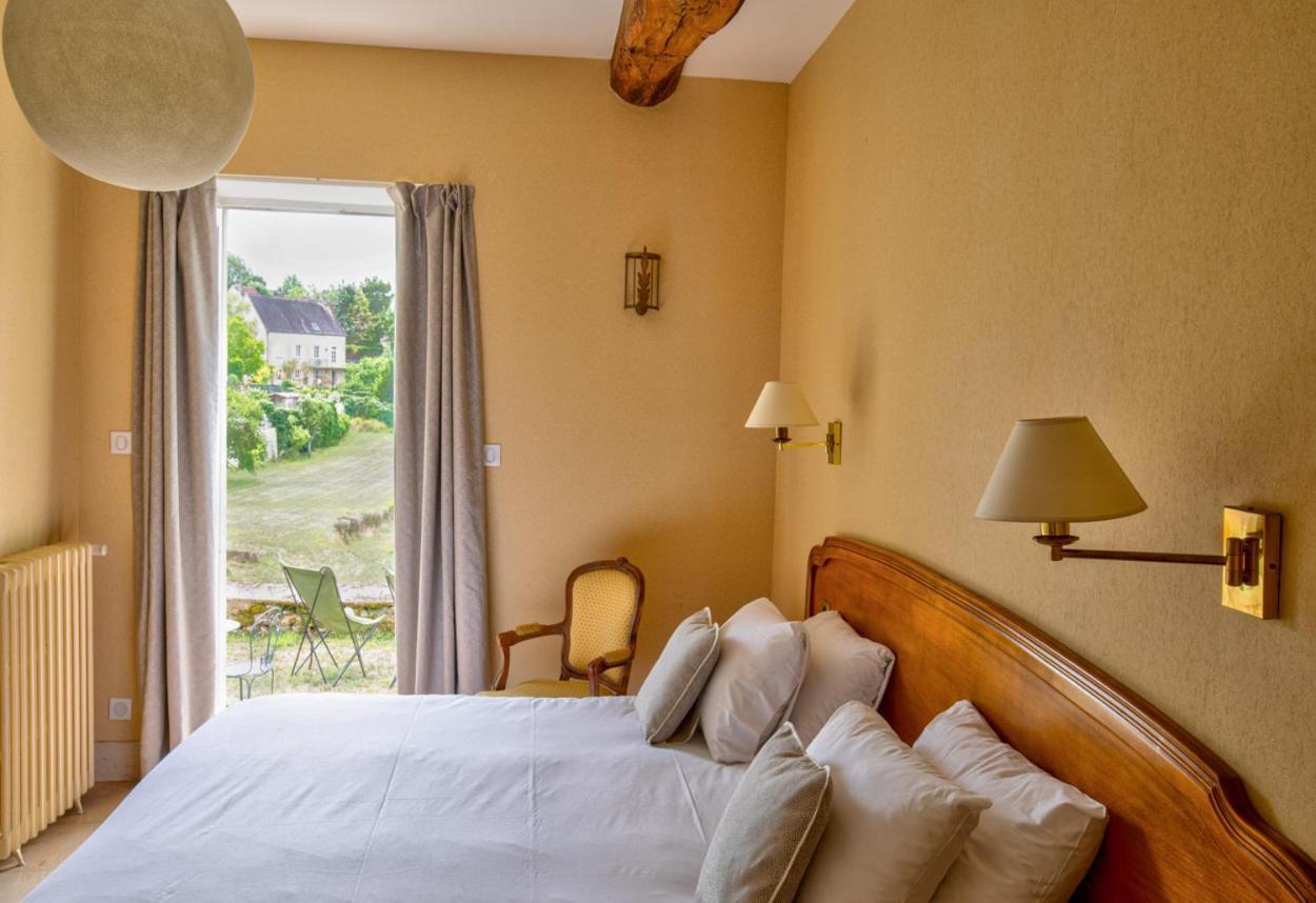 Hotel Restaurant De La Poste & Du Lion D'Or Vézelay Kültér fotó
